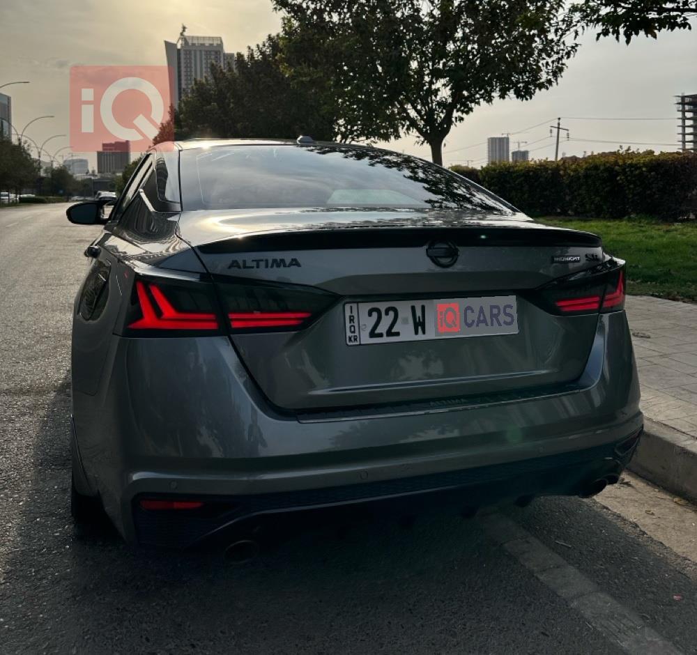 نیسان ئەلتیما